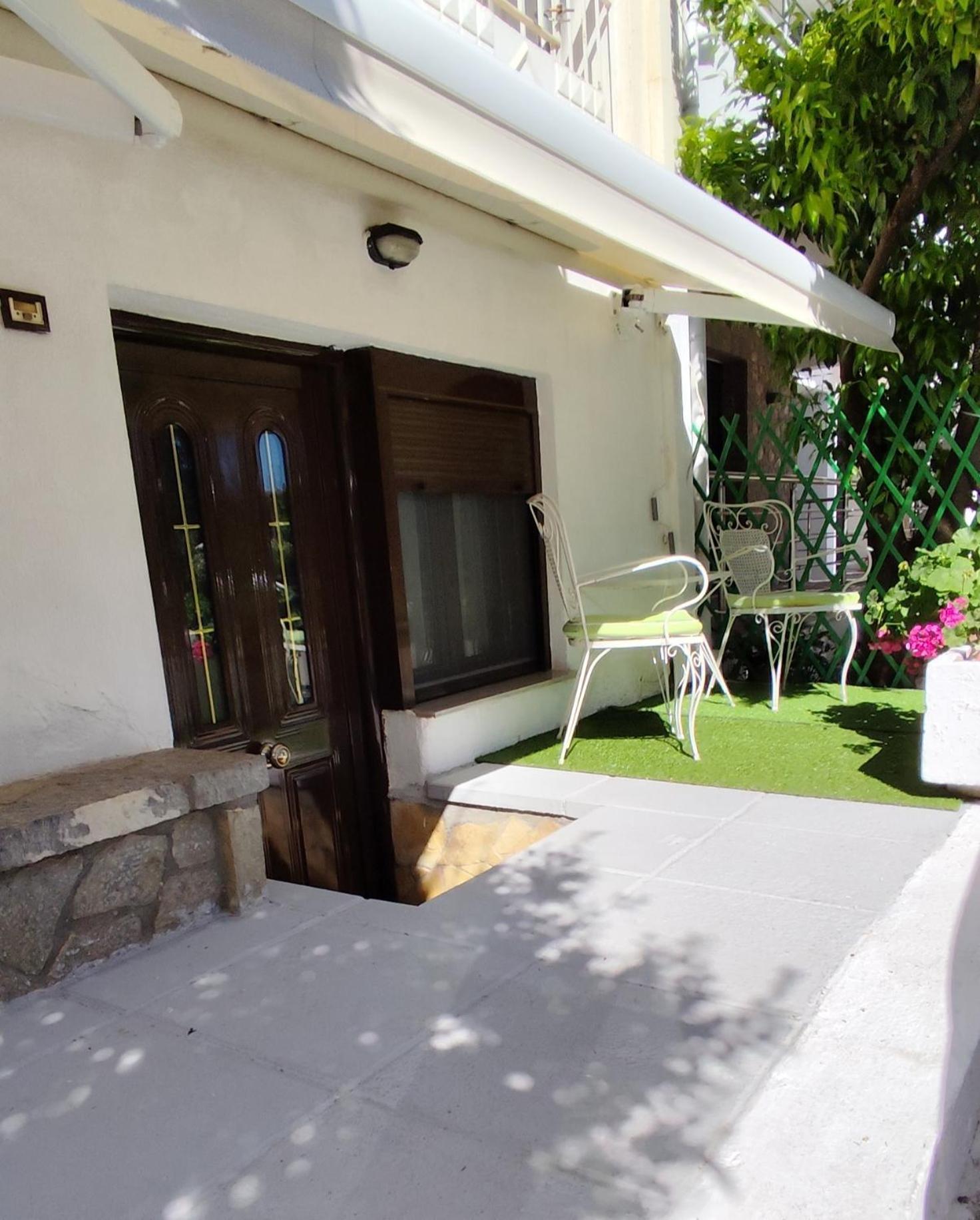 Ευρύχωρο Και Άνετο Διαμέρισμα Στην Ιτέα Joanna'S Apartment Kirra Exterior foto